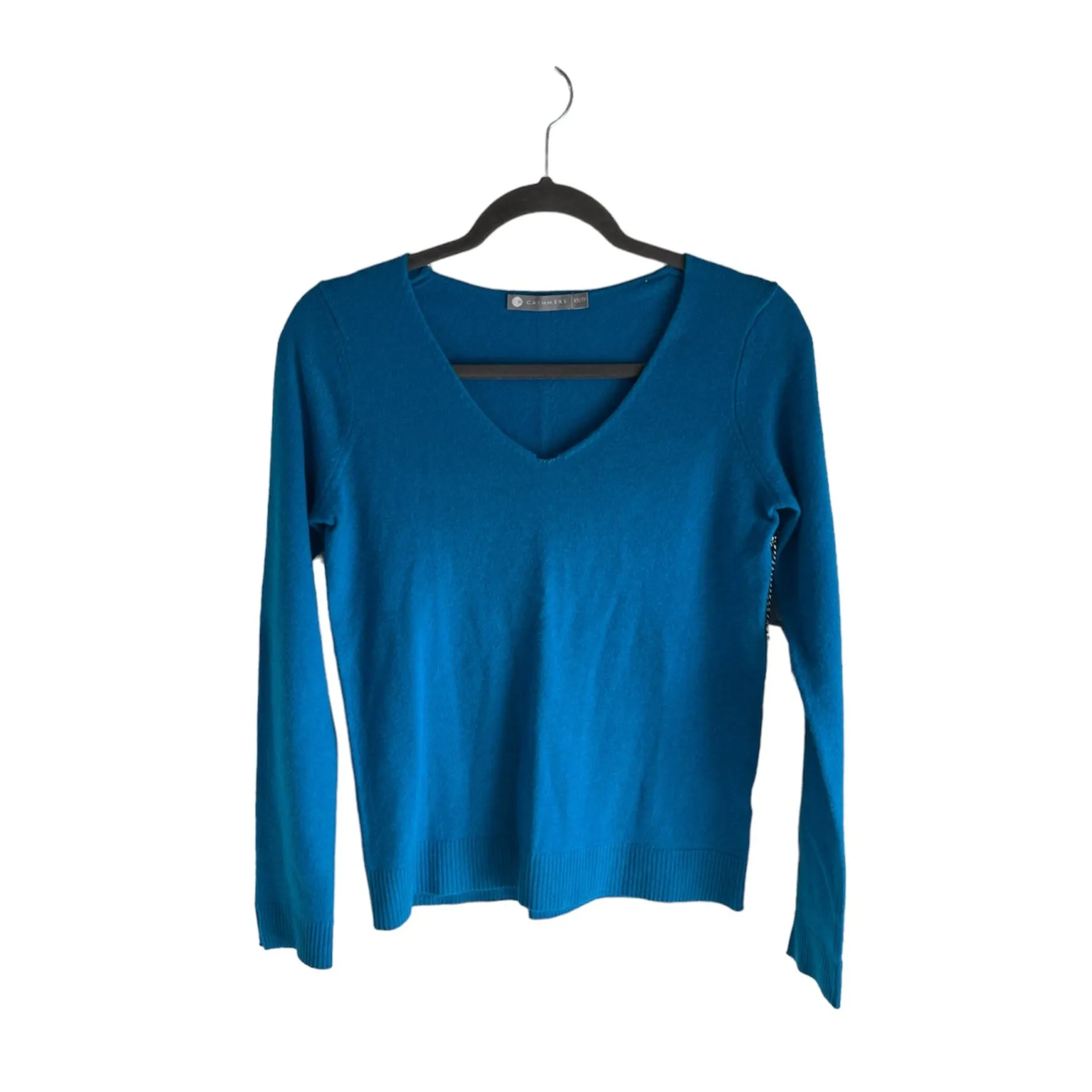 In Cashmere Sweater (Blue)